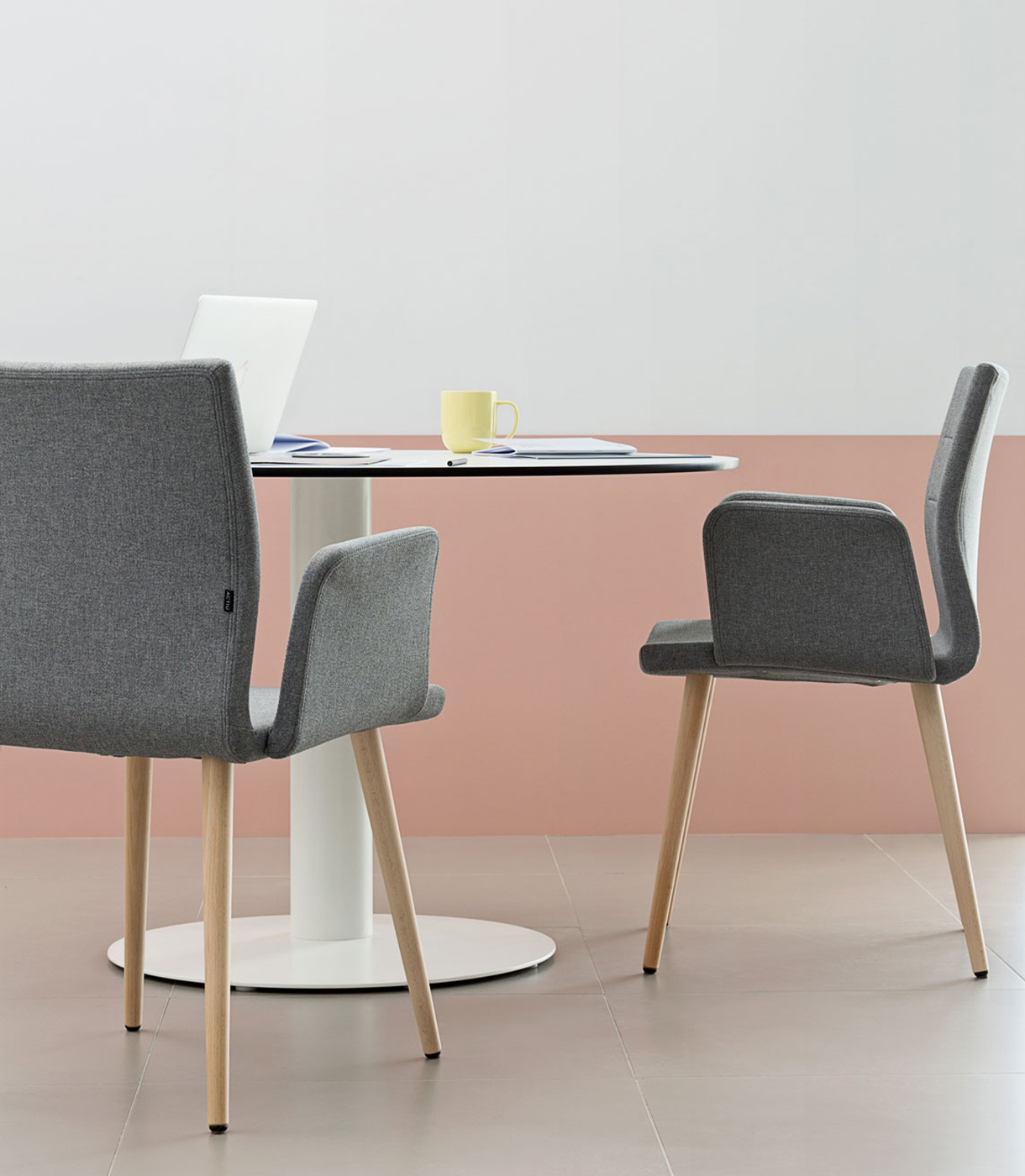 Cadires de col·lectivitats. Uma. Actiu