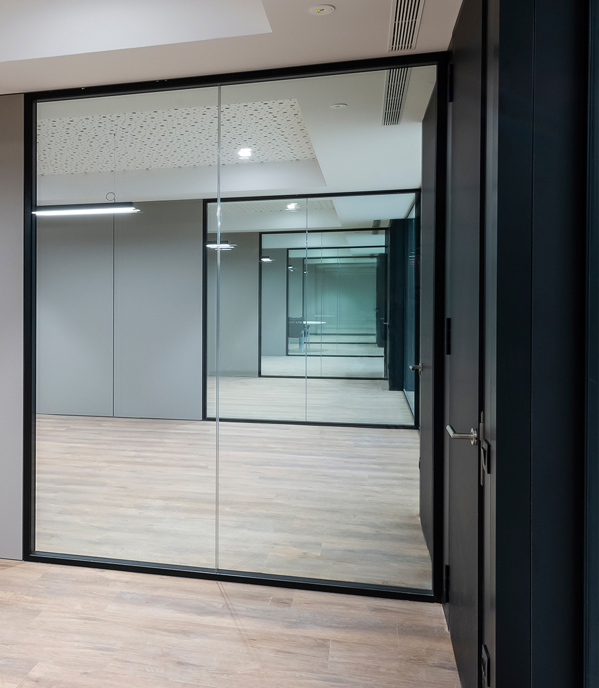 Mamparas de oficina. Elegance Forma. Iberperfil