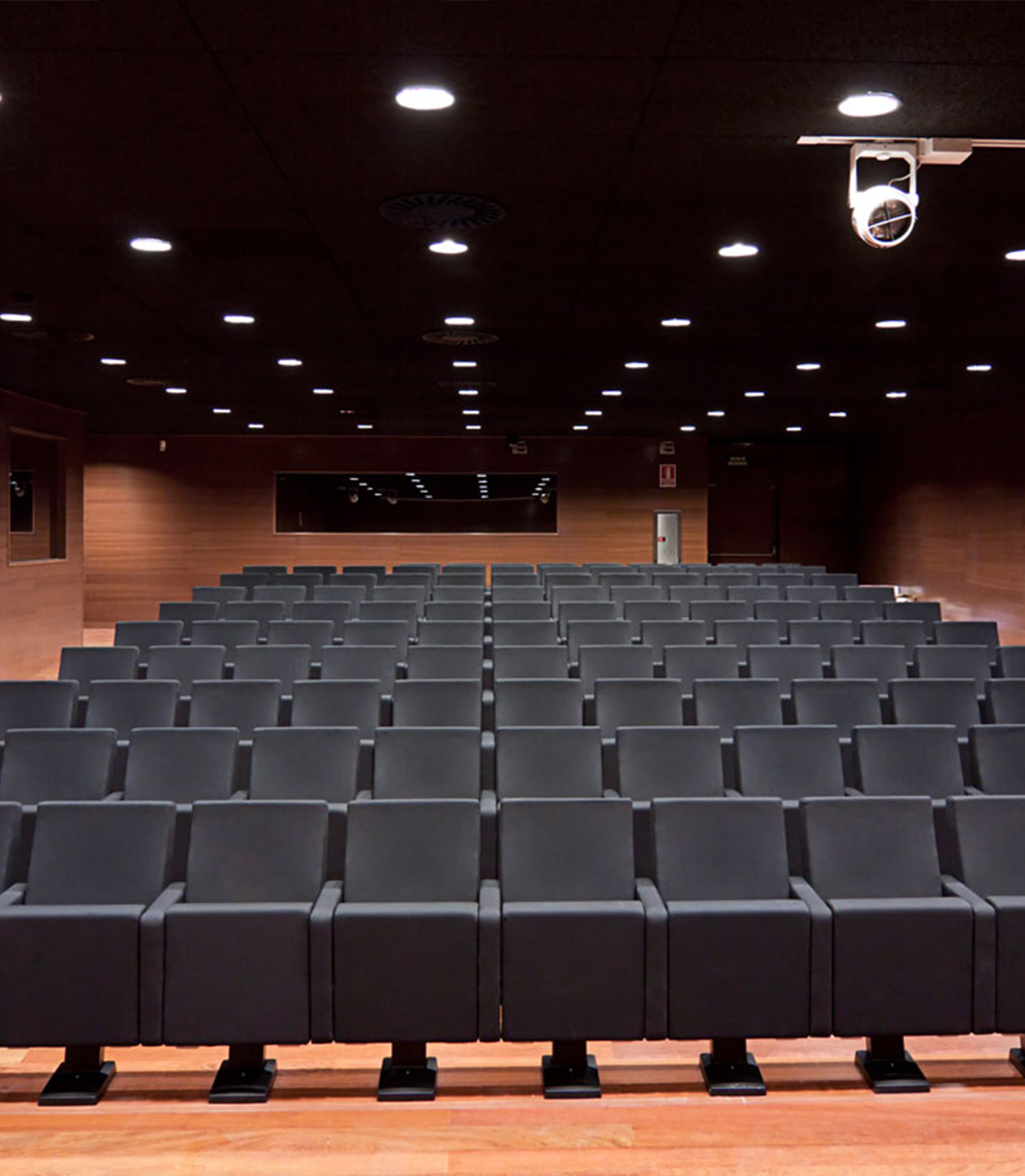 Butacas de auditorio. Audit. Actiu
